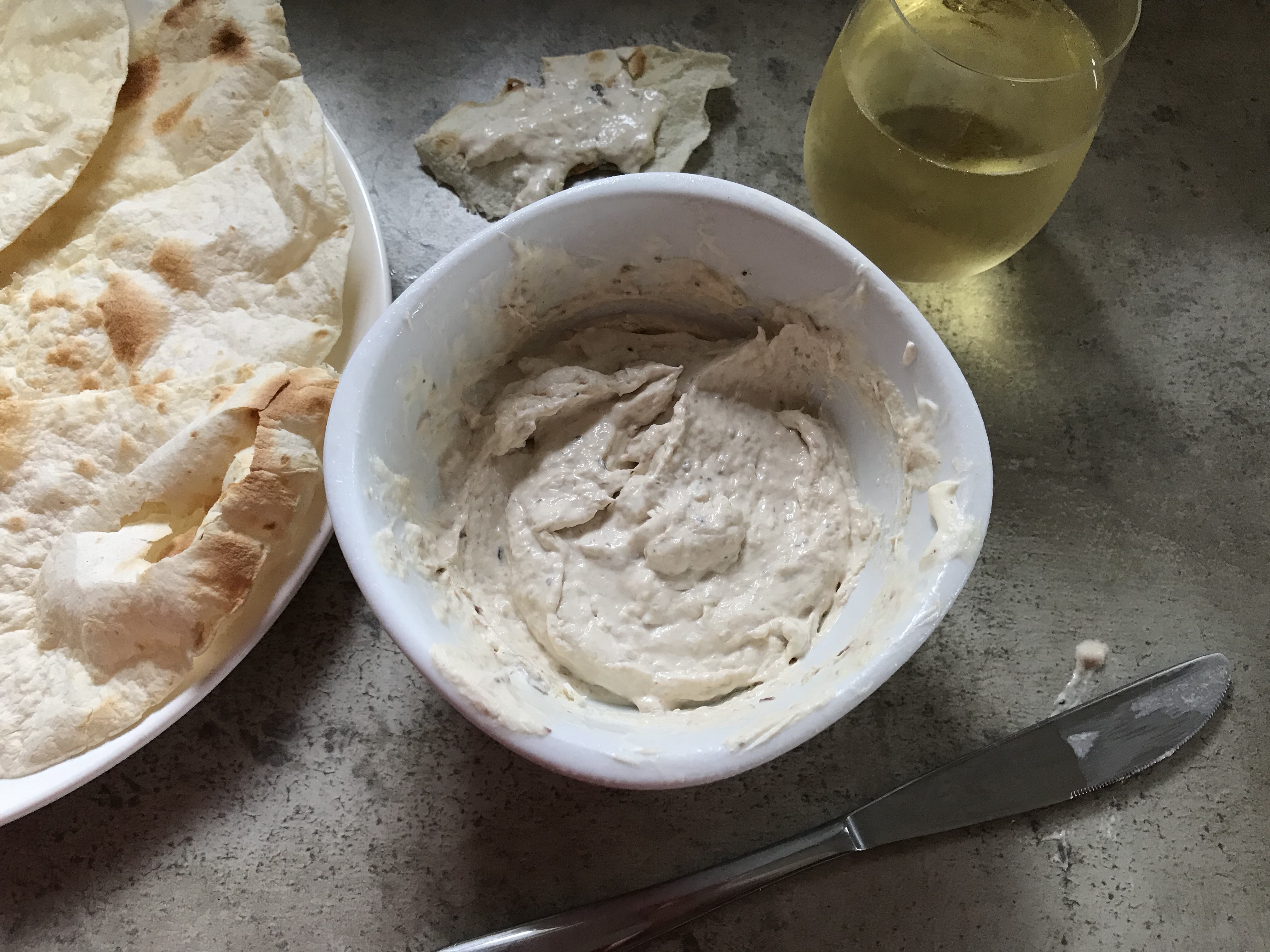 Smoked kahawai pâté