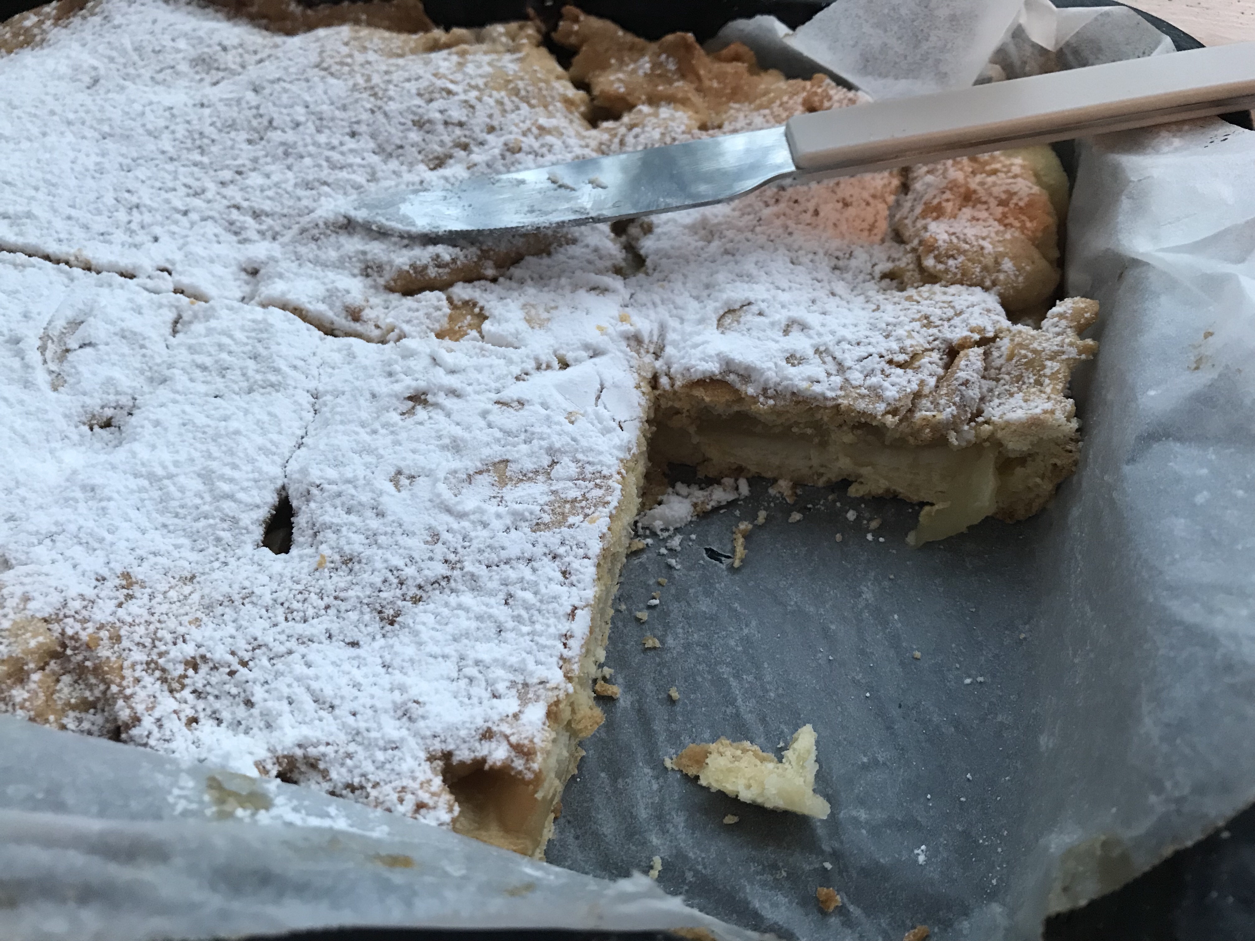 Apple shortcake squares from the Edmonds Cookbook