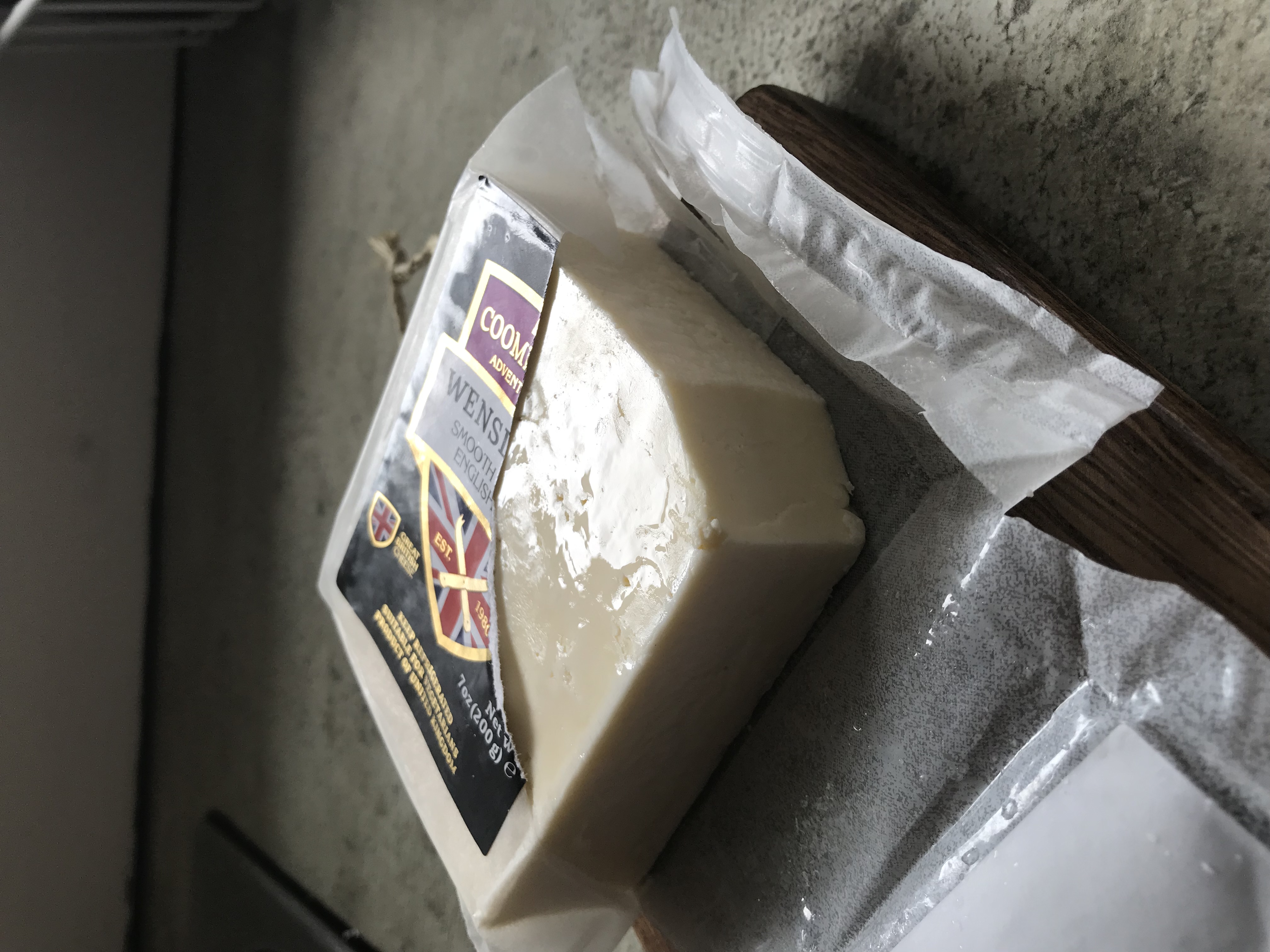 In praise of Wensleydale – salad with Wensleydale cheese and raspberry vinegar dressing