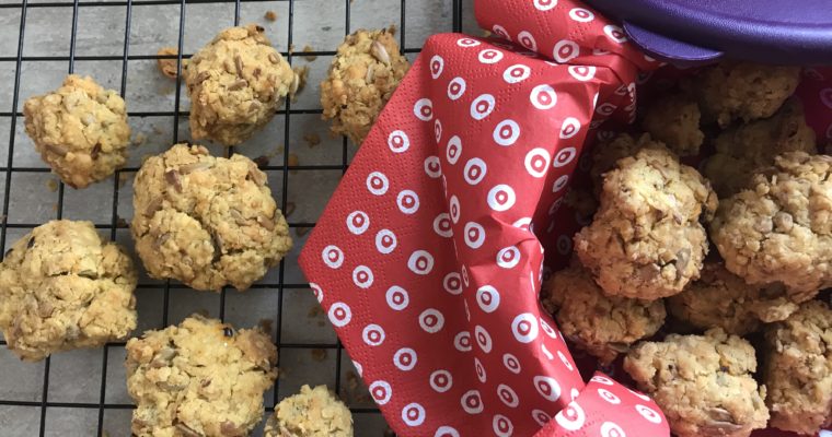 Spicy oat and sunflower bites